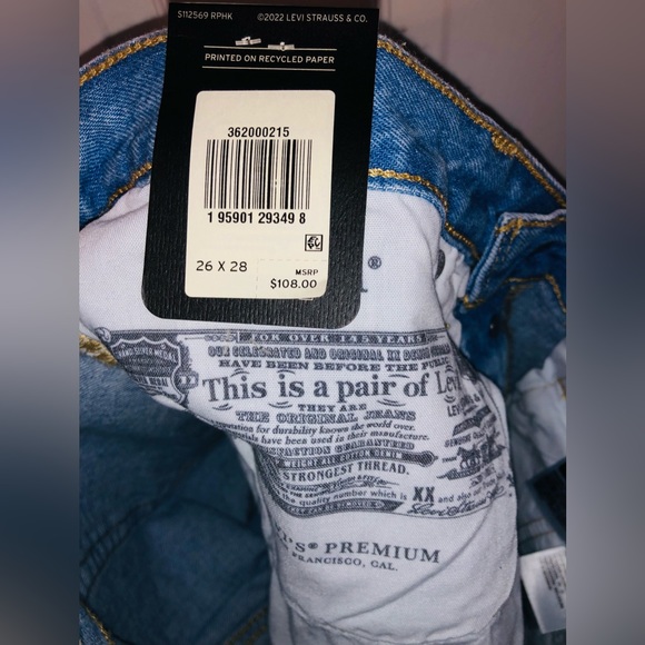 Levi’s 501 Original Cropped (26x28) - Picture 9 of 9